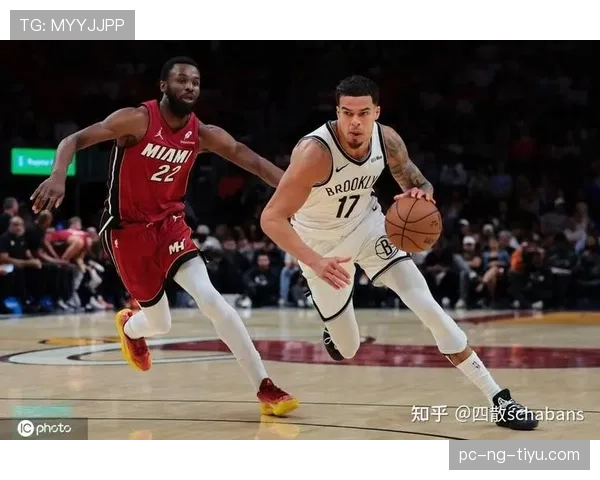 希罗挡拆拉开空间提升三分效率，助阵热火攻防转换