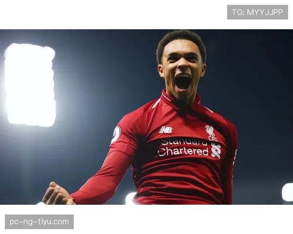 特伦特·亚历山大-阿诺德与坎塞洛：组织型边卫发展路径对比分析